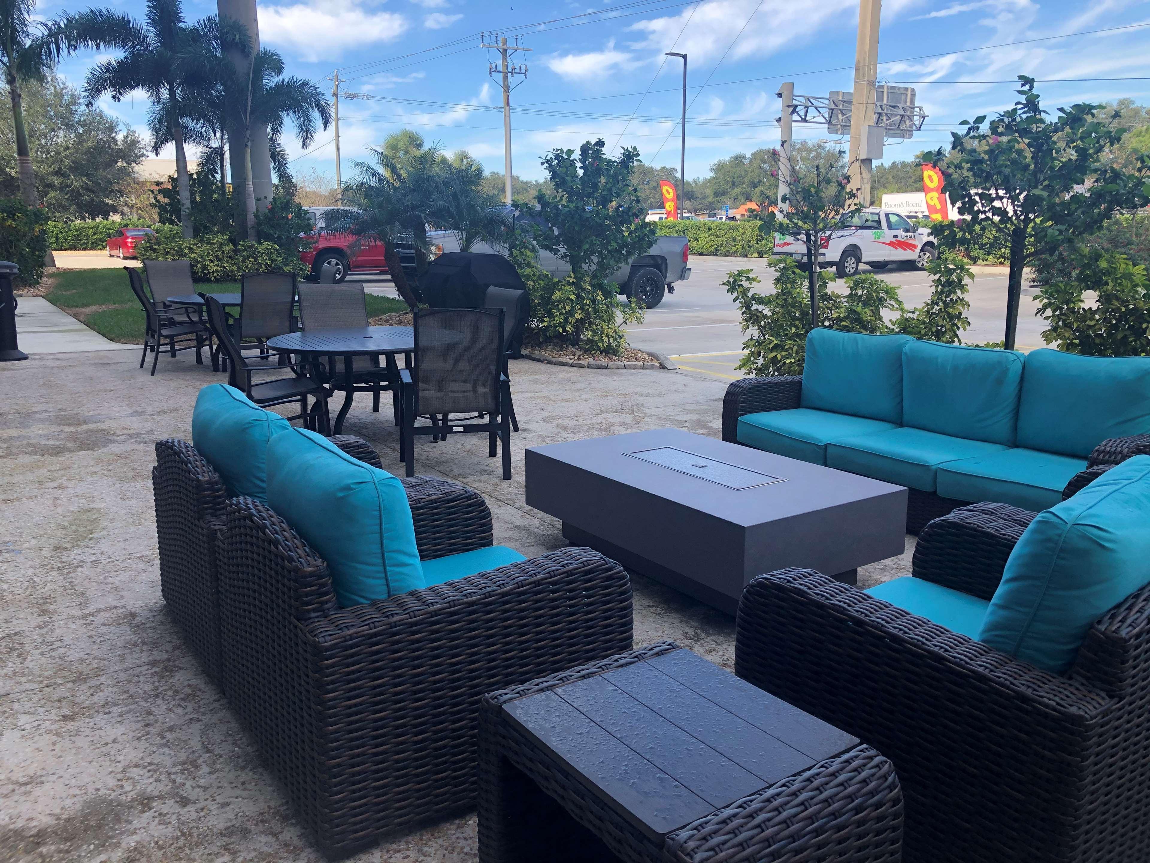 Magnolia Pointe; BW Signature Collection Fruitville Экстерьер фото