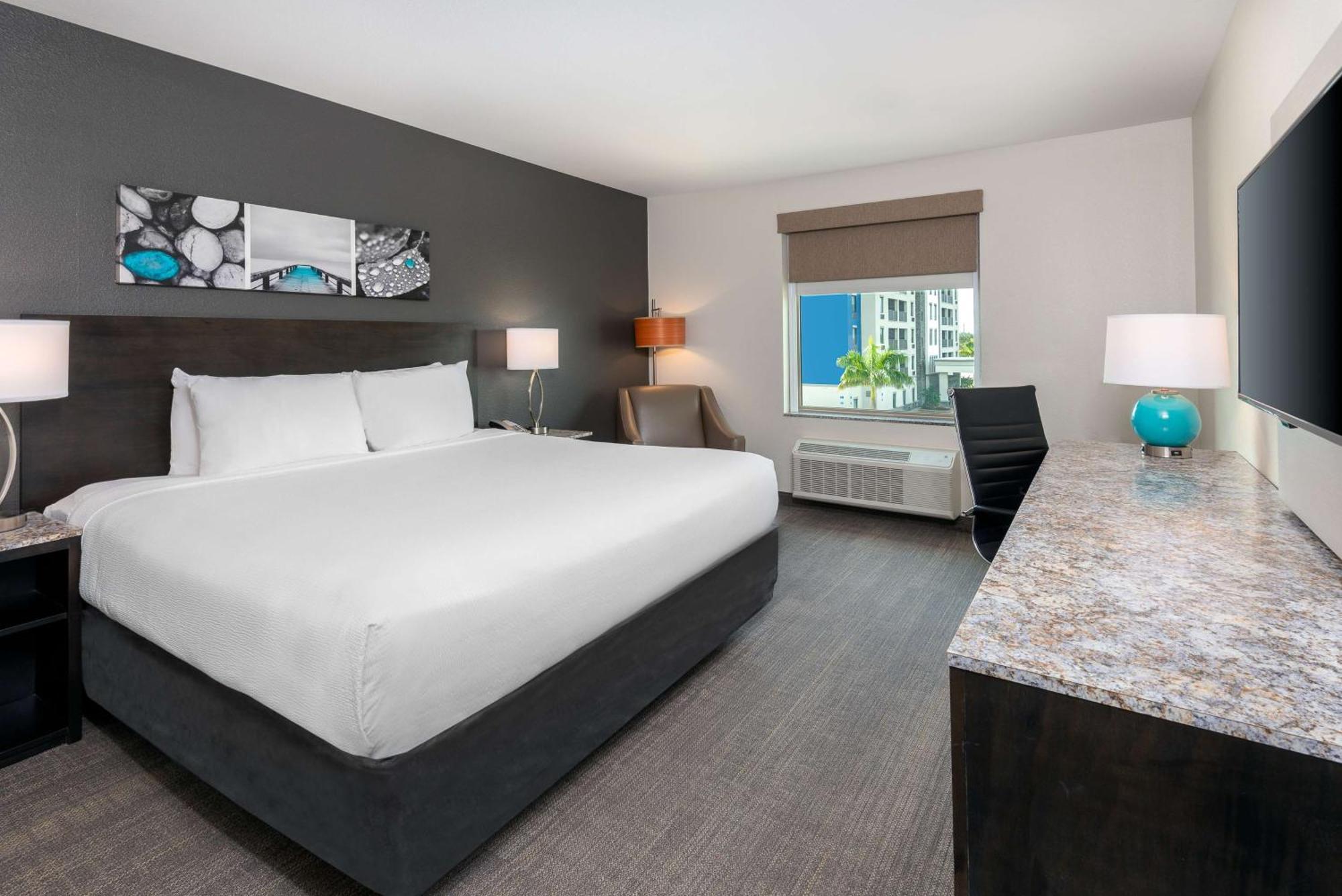 Magnolia Pointe; BW Signature Collection Fruitville Экстерьер фото