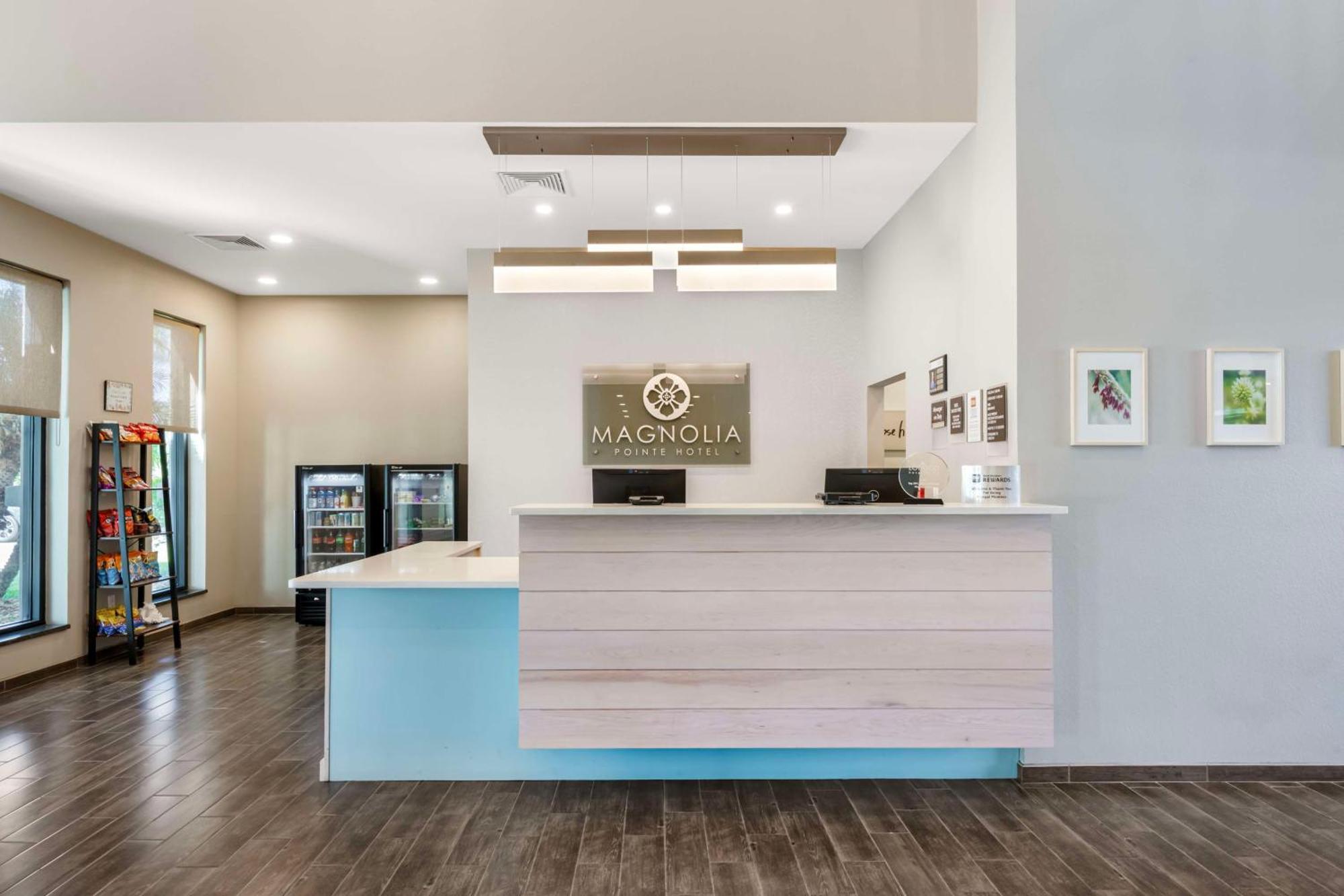 Magnolia Pointe; BW Signature Collection Fruitville Экстерьер фото